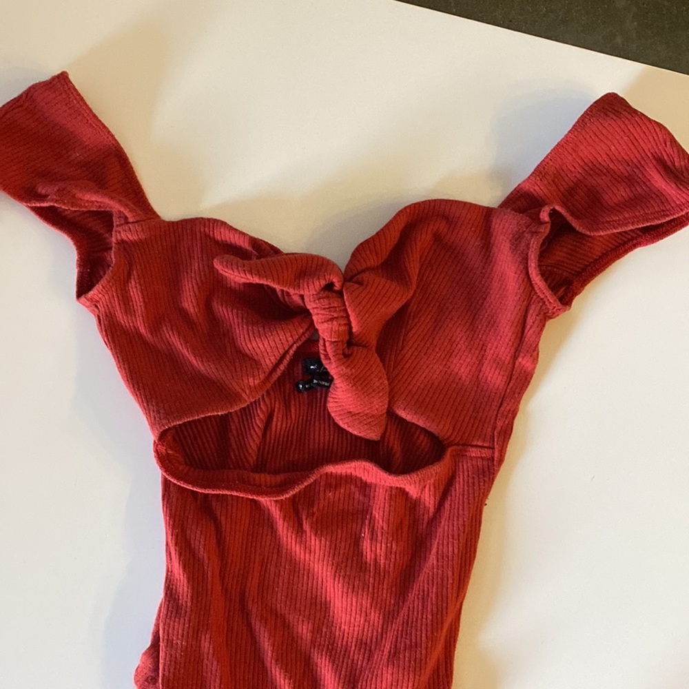Keyhole bodysuit - Picture 2 of 4